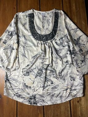 Beaded Scoop Neck Floral Blouse - Cream/Black